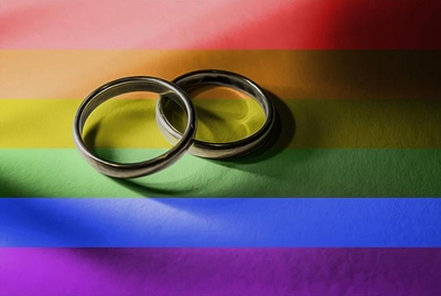 Australian gay rights groups welcome same-sex marriage hurdle