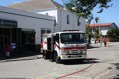 Brandweer spog met nuwe voertuig