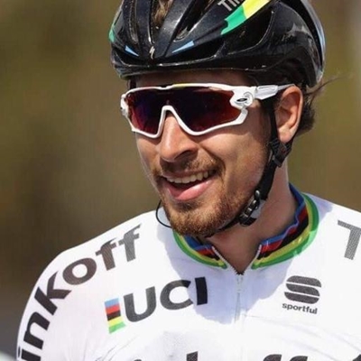 Sagan retains world title, Cav second