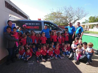 Ambulans besoek kleuterskool