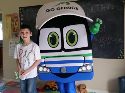 Mascot surprises children at Legacy Centre