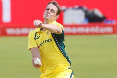Mennie the surprise in Aus squad for SA
