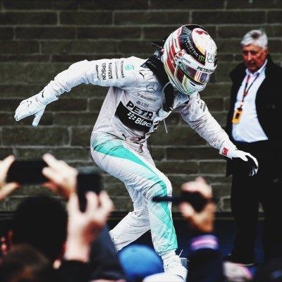 Hamilton wins in Mexico to keep title chase alive