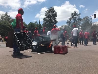 Cops use water cannons in city