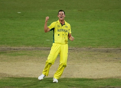 Australia’s quicks rip through SA