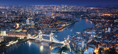 Drone and plane in 'very near miss' over central London