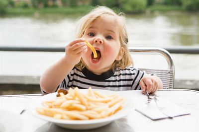 The 7 worst things you can feed your children