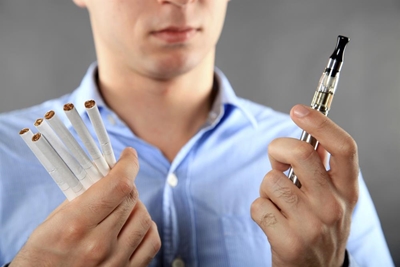 Study: E-cigarettes are bad for teeth and gums