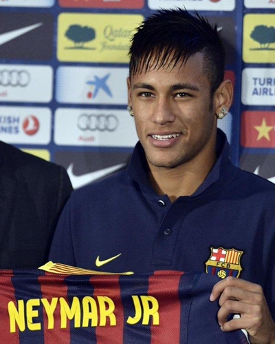 Spanish court wants two-year prison sentence for Barca's Neymar