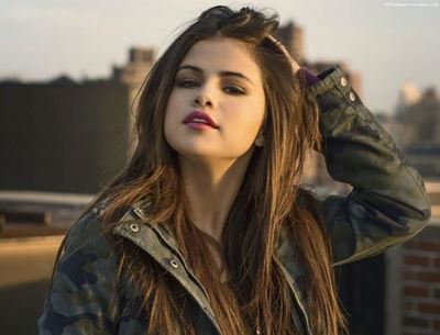 Selena becomes Instagram's most-followed celebrity