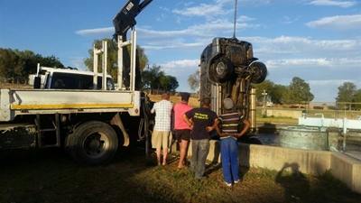 Opvolg: Motor uit riooldam gelig