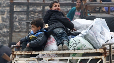 Aleppo evacuations resume after stand-off over villages