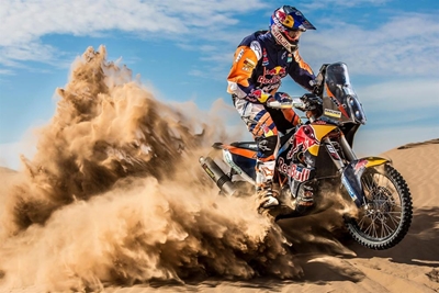 Dakar Rally claims star duo