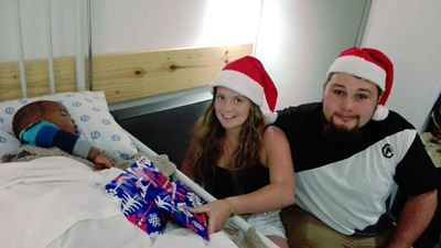 Geskenke vir siek kinders uit haar sakgeld