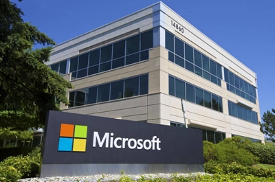 Microsoft's market value tops $500 billion again after 17 years