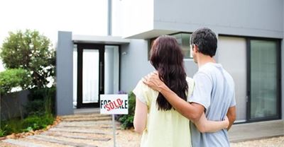 Landlord vs lessee rights during sale of tenanted property