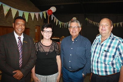 George Landbouskou spog met wildafdeling