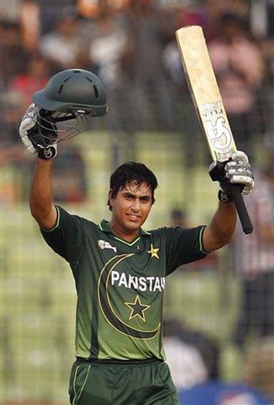 Jamshed suspended as corruption probe widens