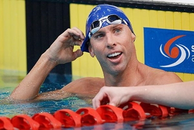 Hackett to seek help after family bust-up