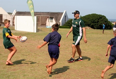 Springbok-legendes kuier by laerskool