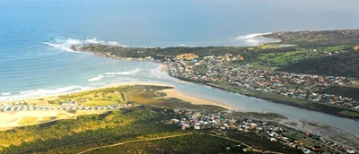 Stilbaai genomineer as 'Dorp van die Jaar'