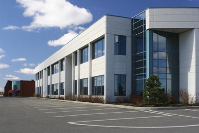 8 Things a commercial property landlord should do before signing a lease