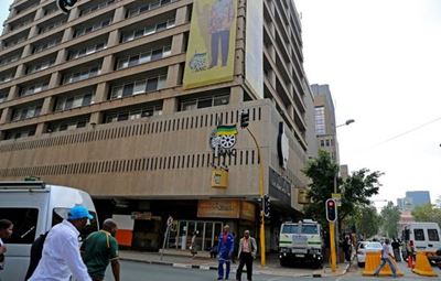ANC members arrive to protect Luthuli House