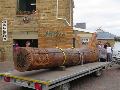 Reuse boomstomp deel van KKNK