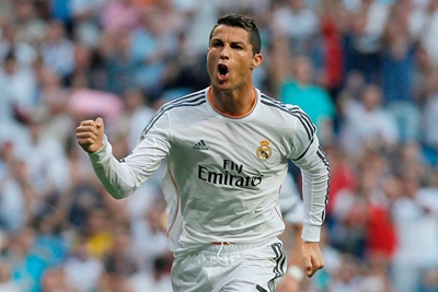 Ronaldo hits 100 as Real beat Bayern