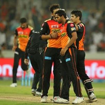 Five-star Bhuvi seals win for Sunrisers