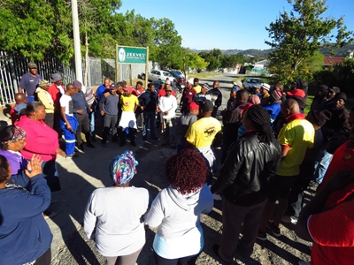 Protest in Knysna industrial area