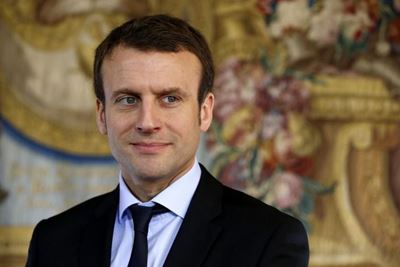 Outsider Macron sets sights on presidency