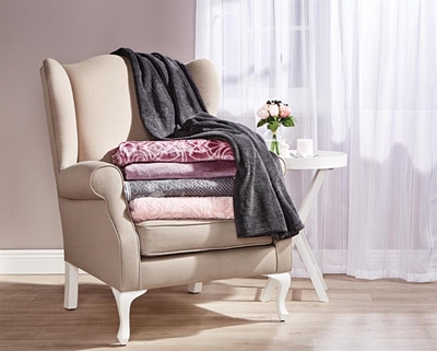 Easy and budget friendly décor tips from Sheet Street