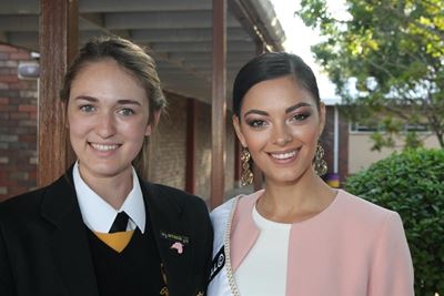 Miss SA visits Outeniqua High School