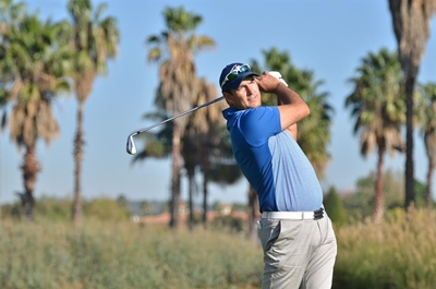 James gives chase in SA Mid-Am at Sun City