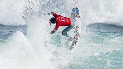 Julian Wilson goes big in Rio Pro surfing