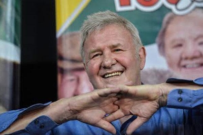 Leon Schuster’s suicide prank left Alfred Ntombela in tears