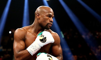 McGregor signs deal for Mayweather fight