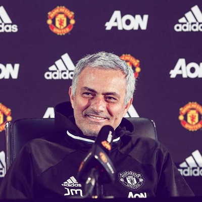 Grief-torn Man United summon nerve for final test