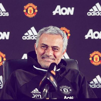 Grief-torn Man United summon nerve for final test