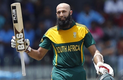 England thump Proteas in opener