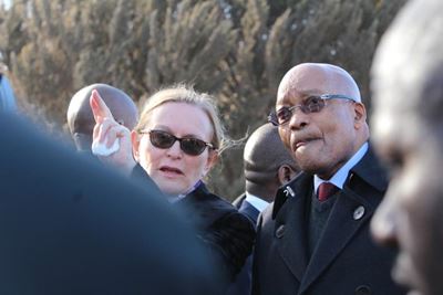 Zuma and Zille visit Knysna's disaster areas