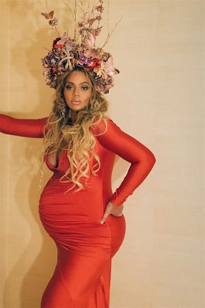 Beyonce gives birth to twins