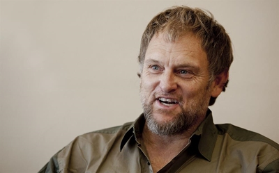Steve Hofmeyr is a dad for the 6th time
