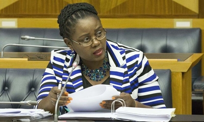 Government to review nuclear plans in response to recession