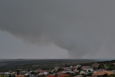 Vleesbaai-brand onder beheer