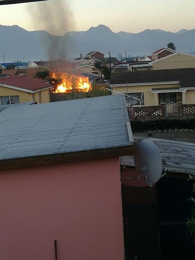 70-jarige brand dood in houthuis