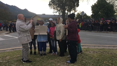 Learners & parents protest in Blanco