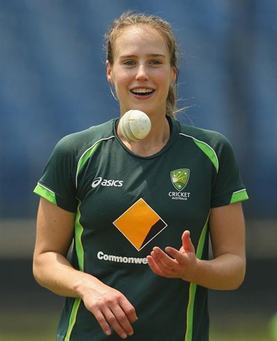 Australia, India eye semis