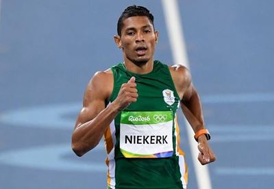Van Niekerk storms to 400m victory